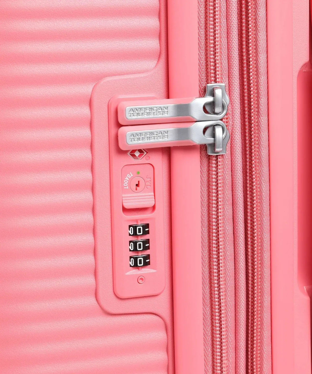 American Tourister Soundbox 67cm - Medium Expandable Sun Kissed Coral