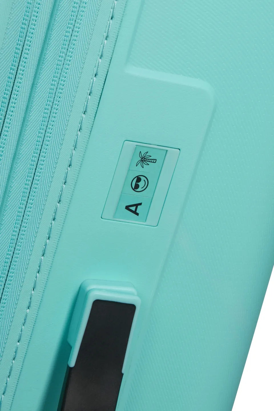 American Tourister Dashpop 67cm - Mellanstor Expanderbar Aqua Sky