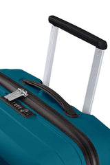 American Tourister Airconic 67cm - Mellanstor Deep Ocean