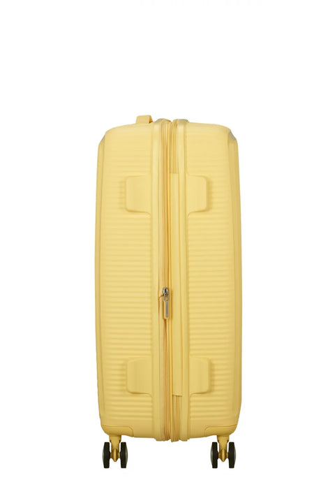American Tourister Soundbox 67cm - Mellanstor Expanderbar Pastel Yellow