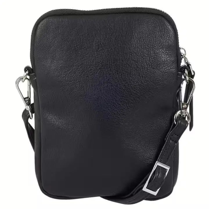 Ulrika Desgin NOOS Mobilväska - Svart